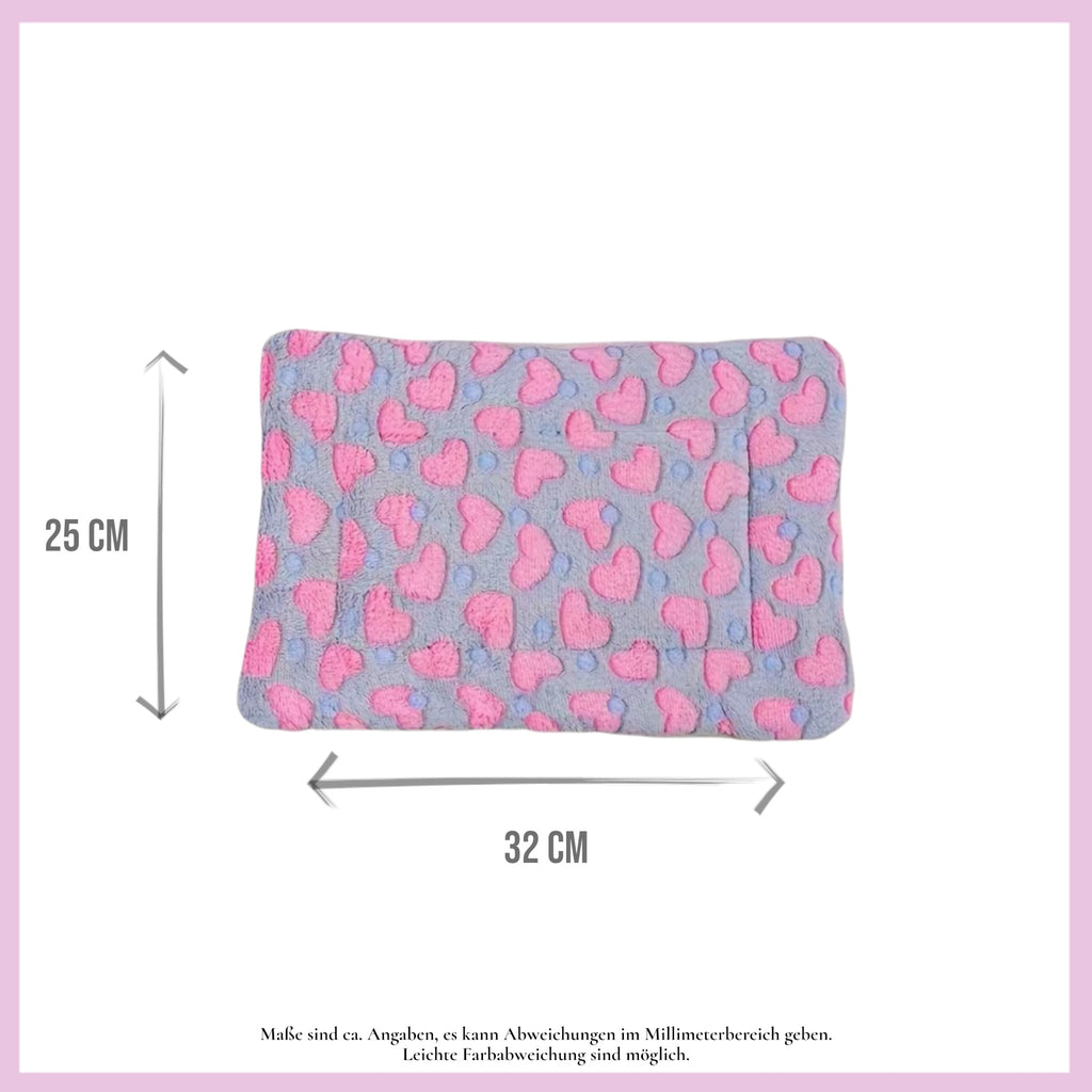 🛏️ Kuschelbett „Herzen - Grau“ – weiches Wohlfühlbettchen für deine Meerschweinchen